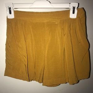 Mustard shorts